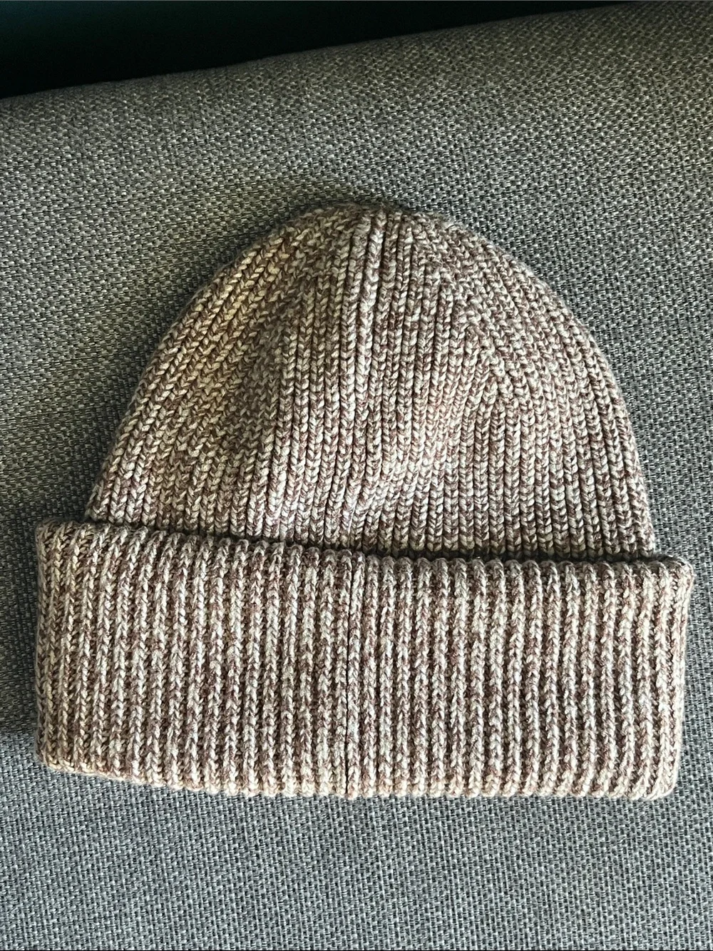 Varley NWOT Marled Knit Beanie - Taupe and Cream
